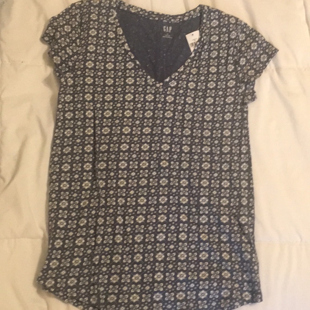 Short sleeve gap shirt